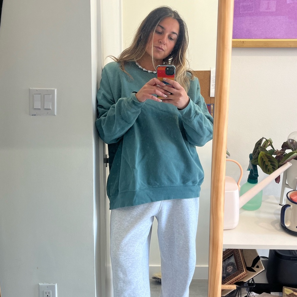 Oversized Champion Sweatshirt